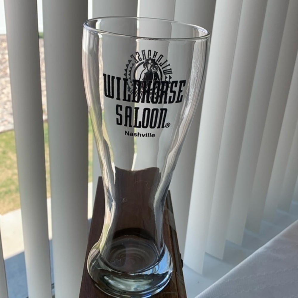 WILDHORSE SALOON Glass.Nashville, Tennessee